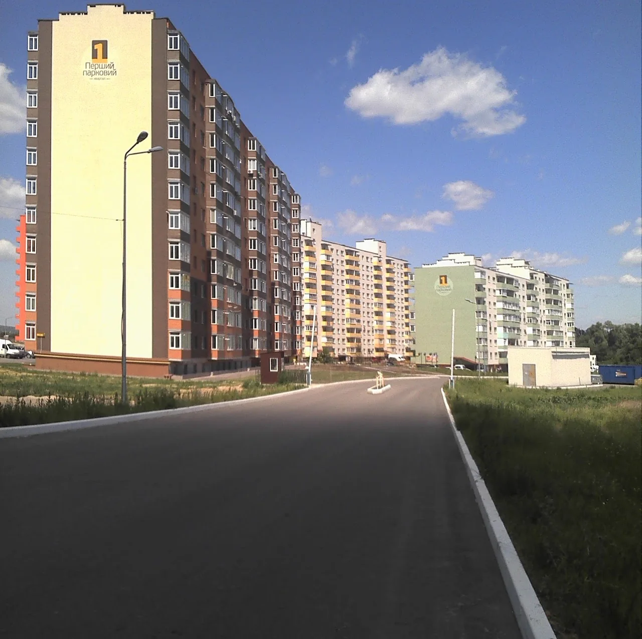 вантажники у Києві виконують демонтажні роботи