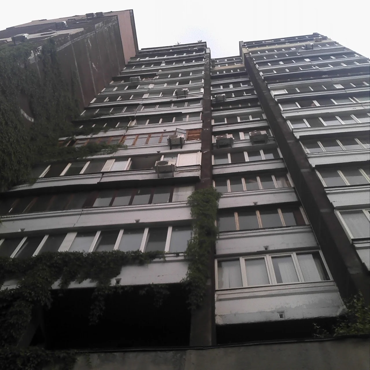 послуги вантажників Київ — перенесення матеріалів по об'єкту