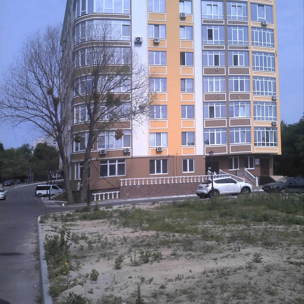вантажники у Києві виконують демонтажні роботи