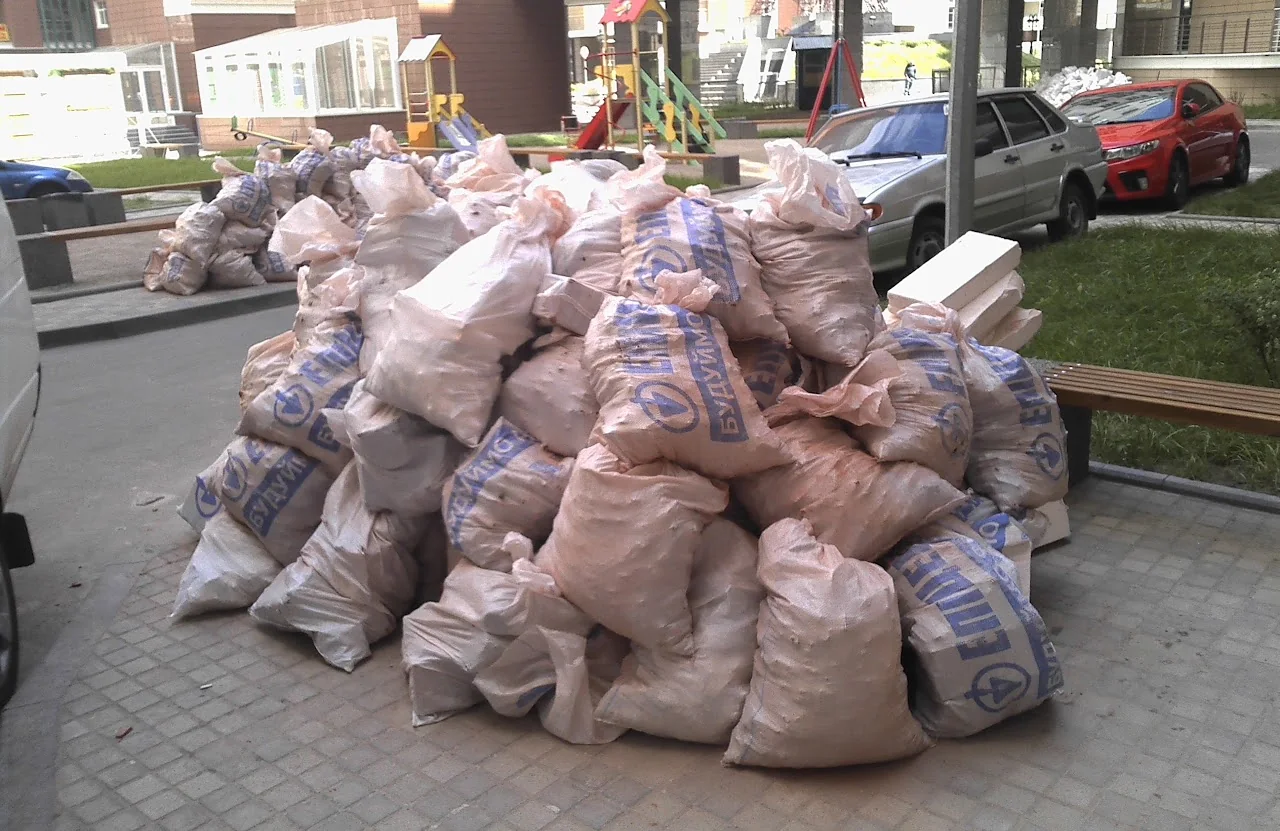 послуги вантажників Київ — розвантаження будівельних матеріалів