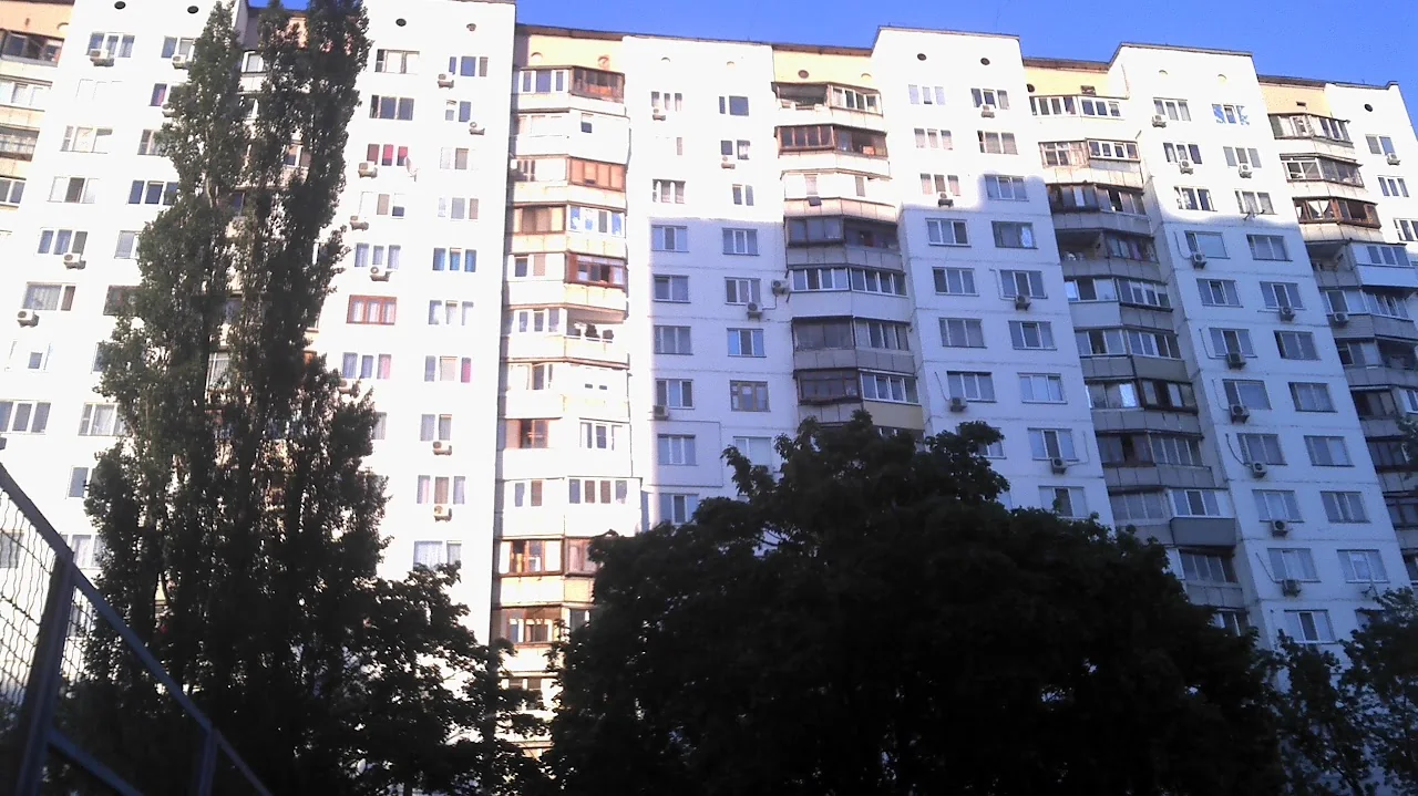 послуги вантажників Київ — розвантаження вантажного автомобіля
