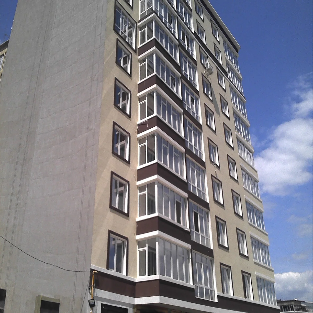 підйом матеріалів на поверх на об'єкті у Києві